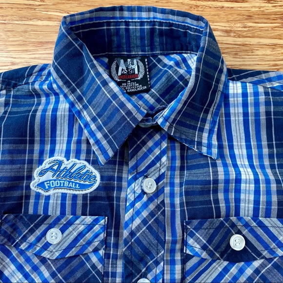 Boy Plaid Button Up Shirt Adjustable Sleeve (4) - Picture 4 of 6